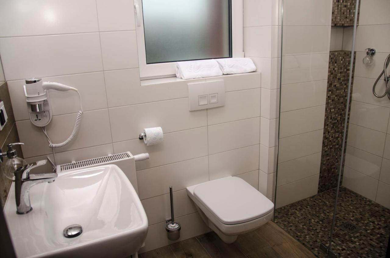 Art Pensjonat Krotoszyn Room photo